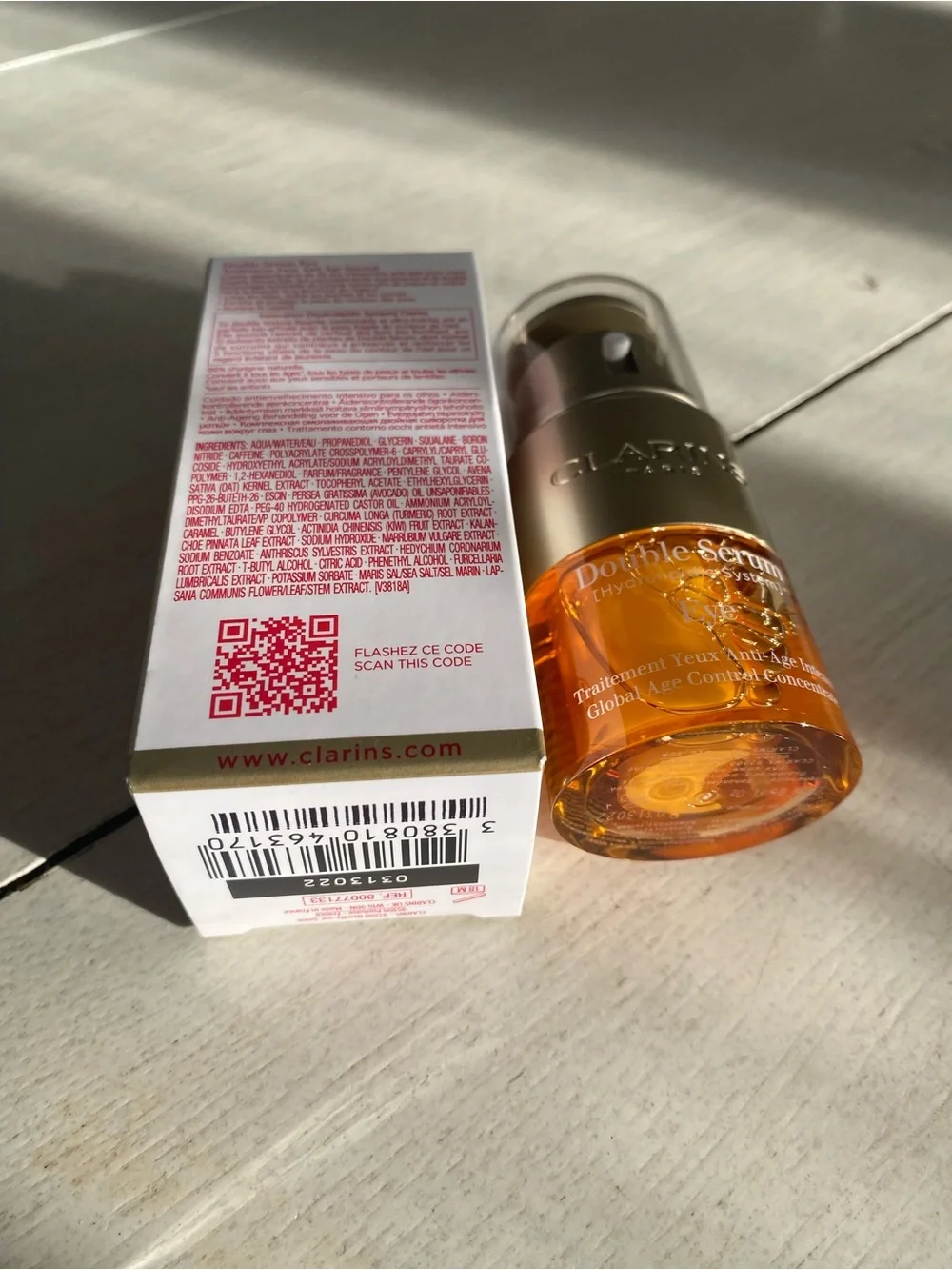 Clarins Double Serum Eye - Gold & Orange Accents